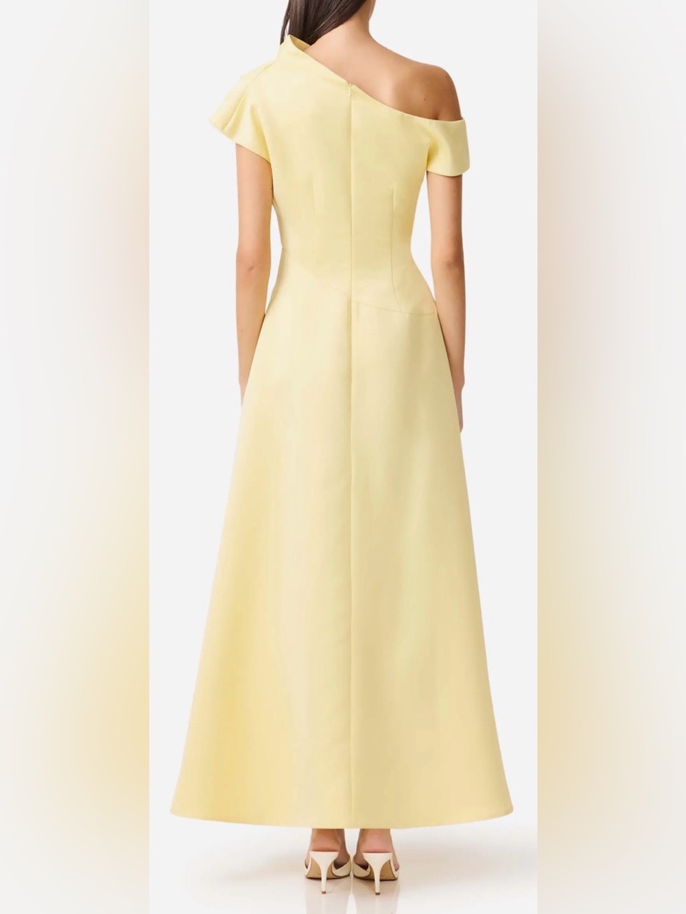 NEW Elliatt Marissa One-Shoulder Asymmetric Hem Duchess Satin Yellow Gown Sz M - Picture 4 of 9